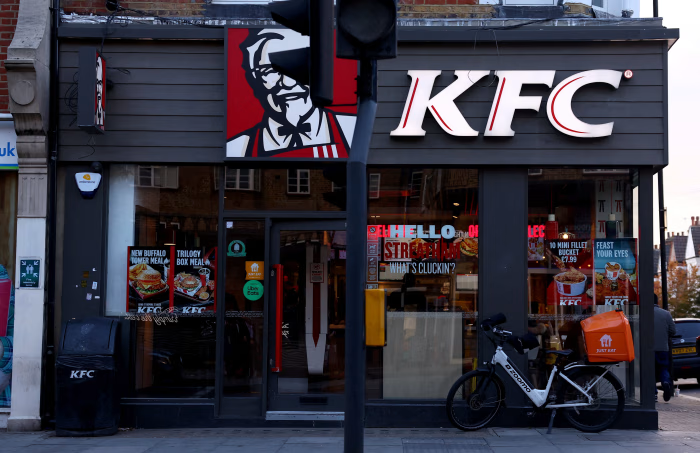 百胜集团用AI智能体优化营销策略:主动式AI提升KFC复购率 | 餐饮行业人工智能应用案例 百胜集团用AI智能体优化营销策略:主动式AI提升KFC复购率 | 餐饮行业人工智能应用案例